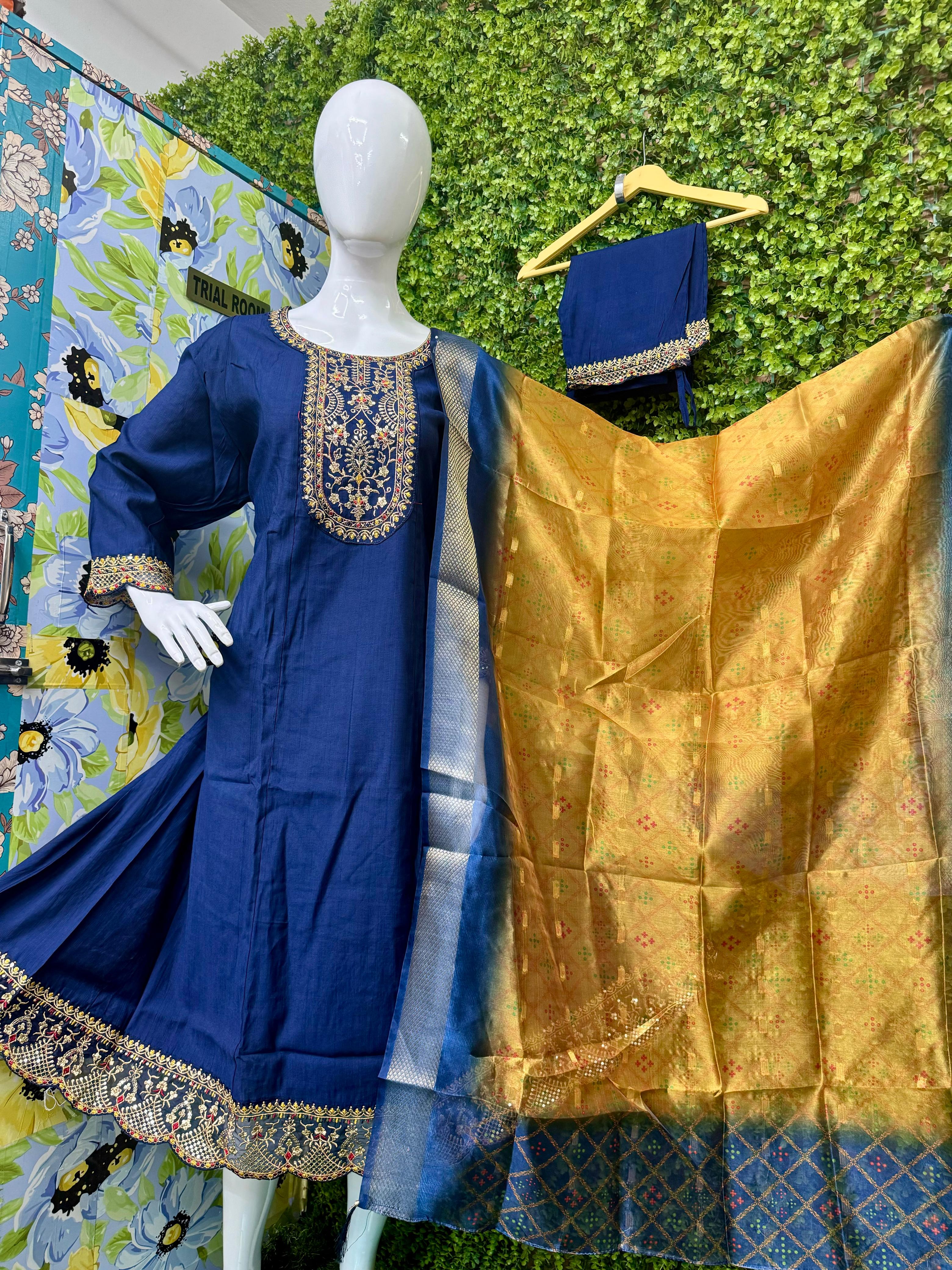 PLUS SIZE - GRAND 3 PIECE SETS